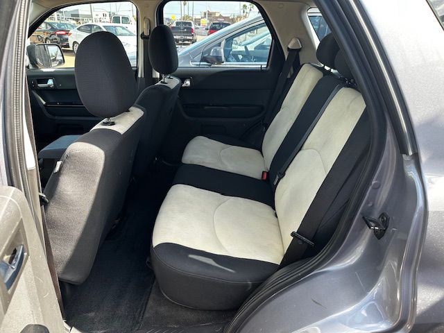 2008 Mazda Tribute Image 6