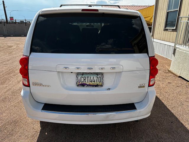 2017 Dodge Grand Caravan Image 4