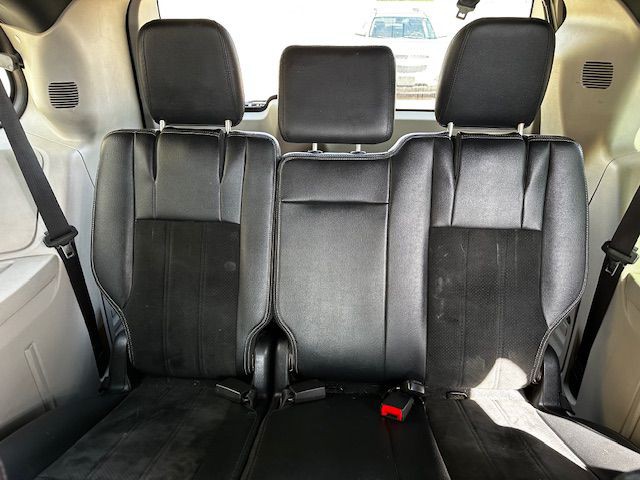 2017 Dodge Grand Caravan Image 7