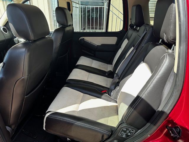 2006 Mercury Mountaineer Image 6