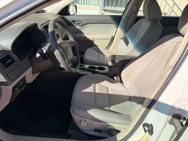 2010 Ford Fusion Image 5