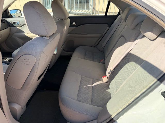 2010 Ford Fusion Image 6