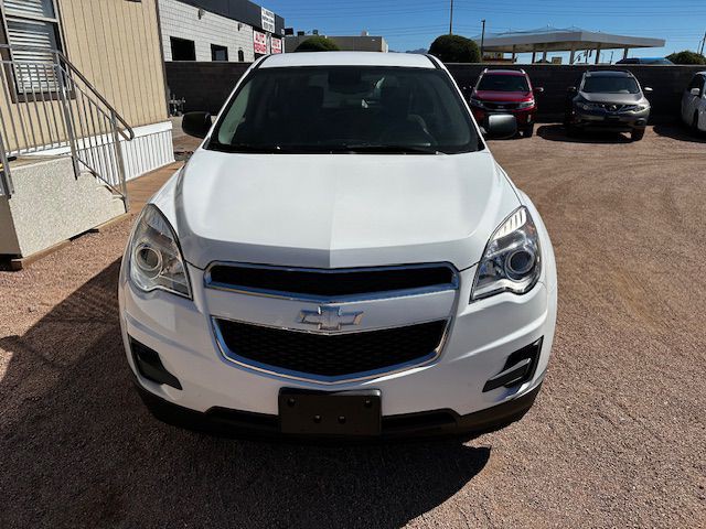 2013 Chevrolet Equinox Image 2