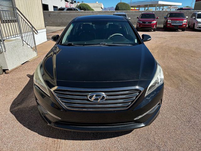 2015 Hyundai Sonata Image 2