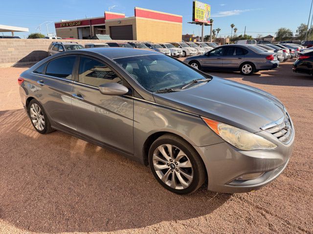 2012 Hyundai Sonata Image 3