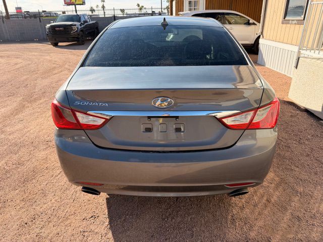 2012 Hyundai Sonata Image 4