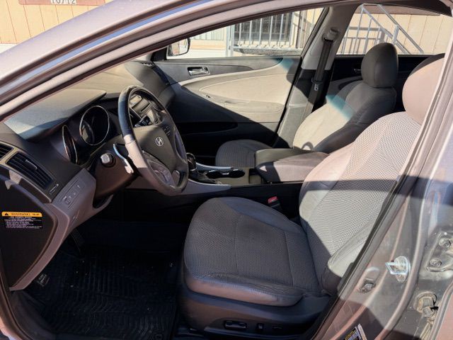2012 Hyundai Sonata Image 5
