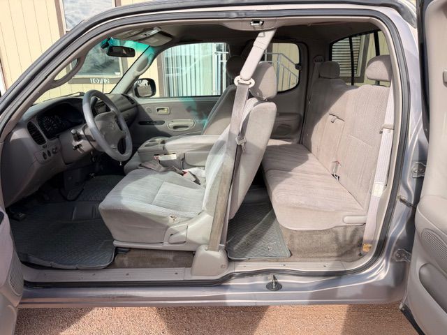 2000 Toyota Tundra Image 6