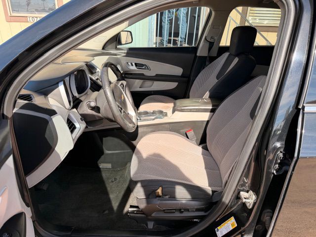 2017 Chevrolet Equinox Image 5