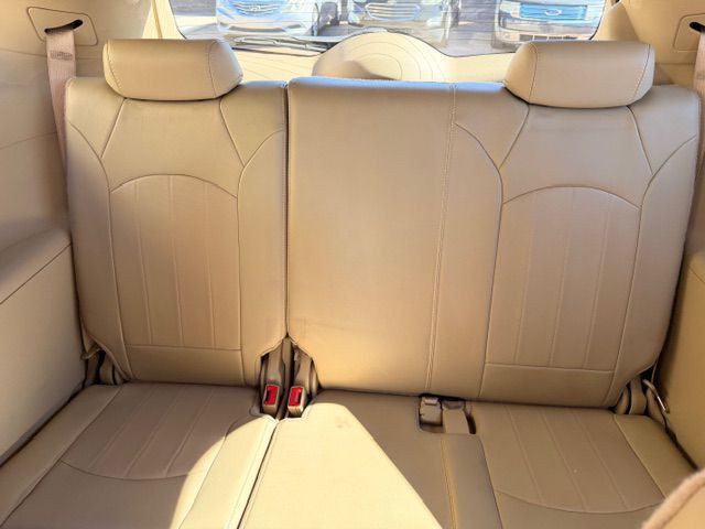 2012 Buick Enclave Image 7