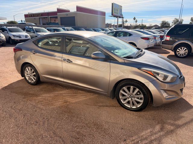 2014 Hyundai Elantra Image 3