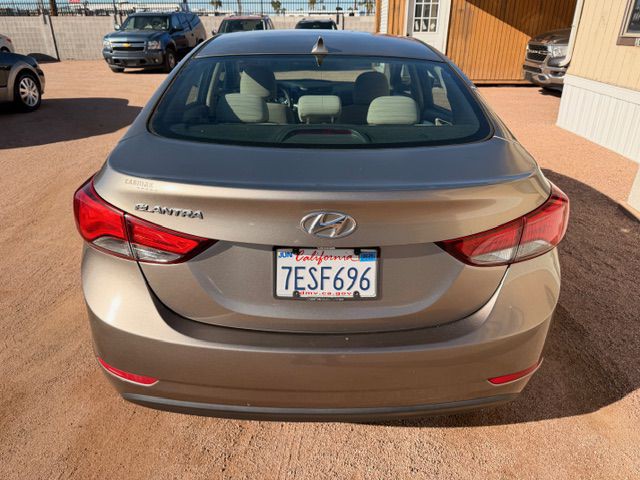2014 Hyundai Elantra Image 4