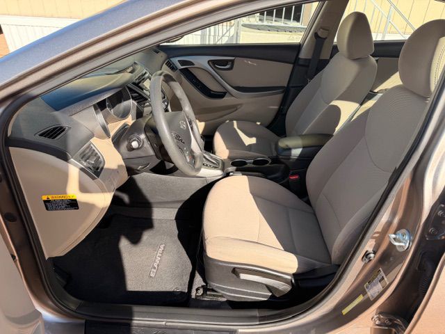 2014 Hyundai Elantra Image 5
