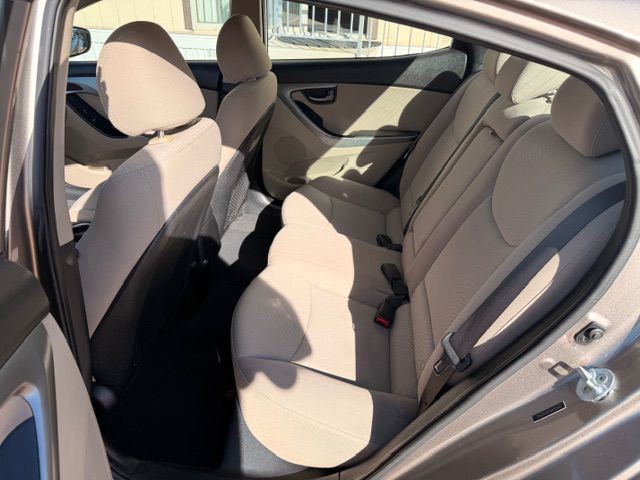 2014 Hyundai Elantra Image 6