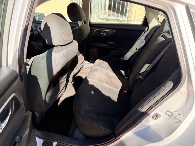 2015 Nissan Altima Image 6