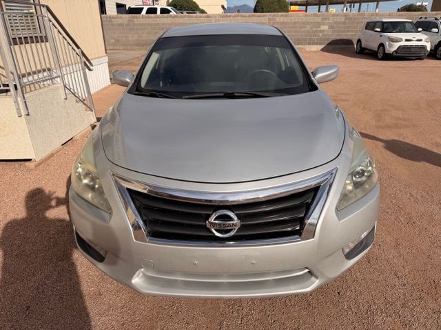 2015 Nissan Altima Image 2