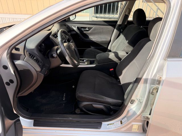 2015 Nissan Altima Image 5