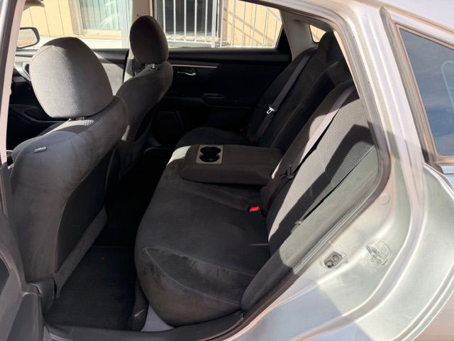 2015 Nissan Altima Image 6