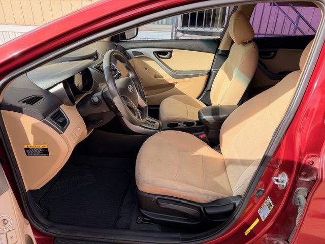 2013 Hyundai Elantra Image 5