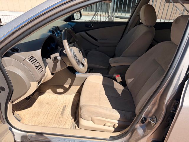 2012 Nissan Altima Image 5
