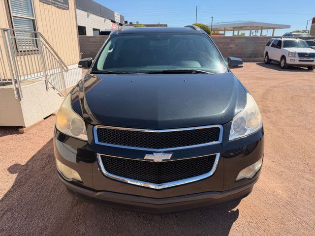 2012 Chevrolet Traverse Image 2