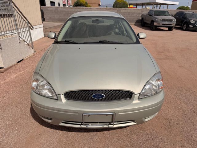 2006 Ford Taurus Image 2
