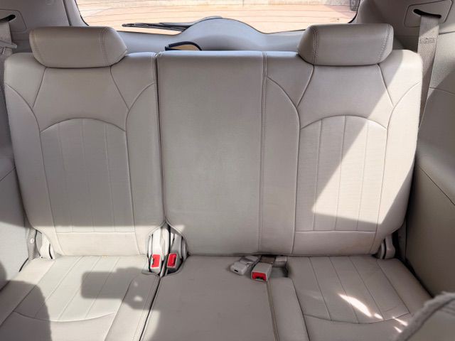 2012 Buick Enclave Image 7