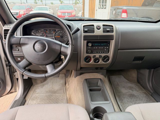 2004 Chevrolet Colorado Image 7