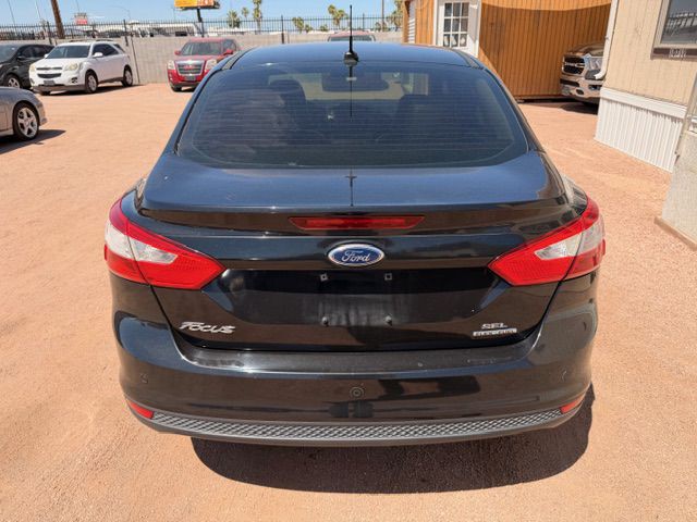 2012 Ford Focus Image 4