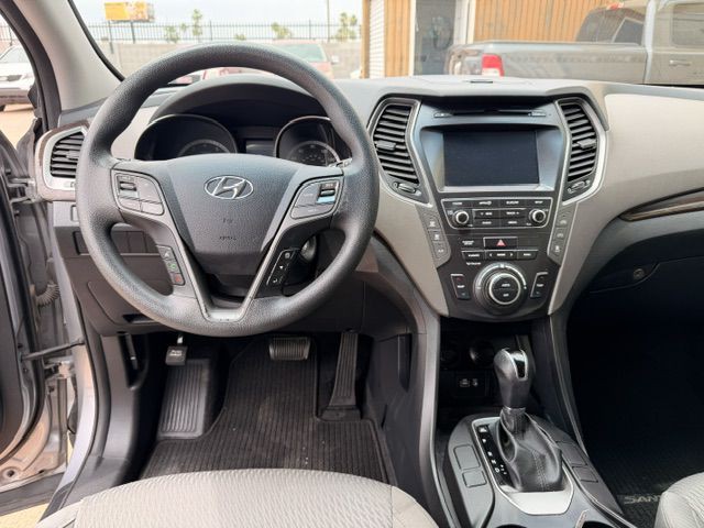 2018 Hyundai Santa Fe Image 8