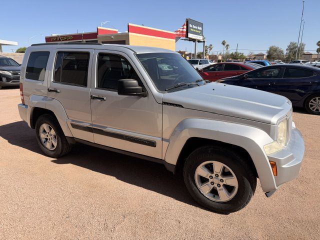 2012 Jeep Liberty Image 3