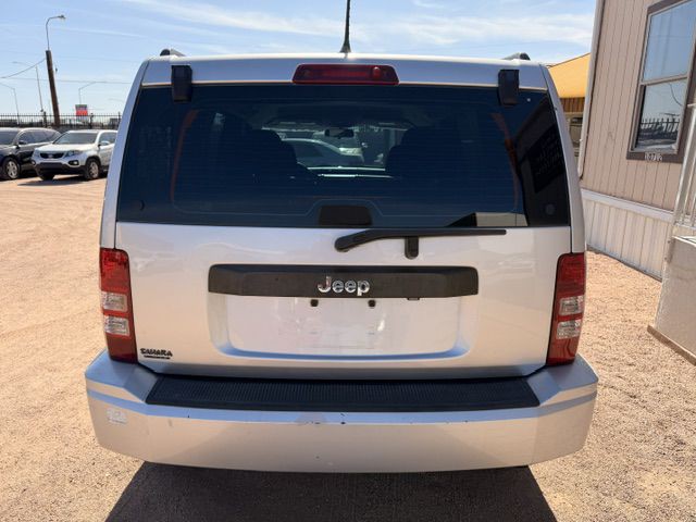 2012 Jeep Liberty Image 4