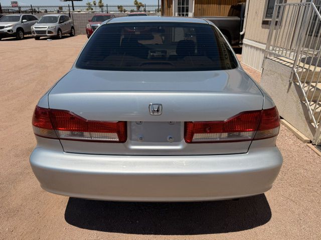 2002 Honda Accord Image 4