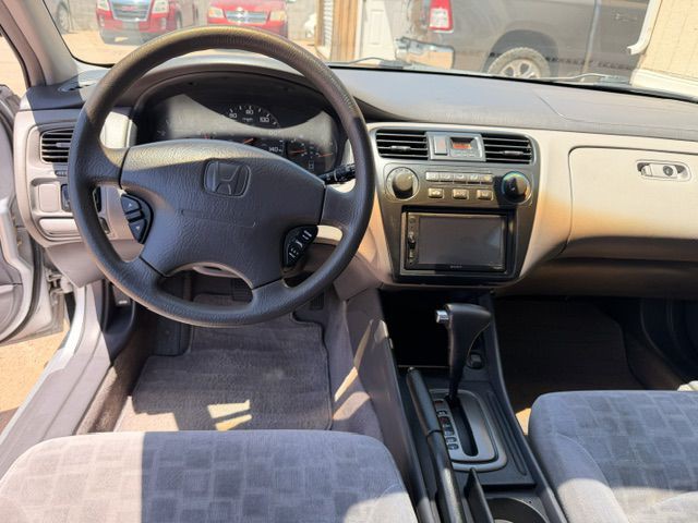 2002 Honda Accord Image 7