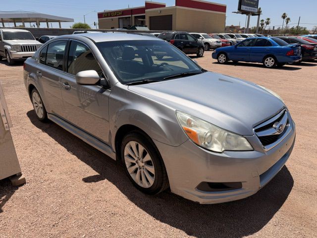 2010 Subaru Legacy Image 3