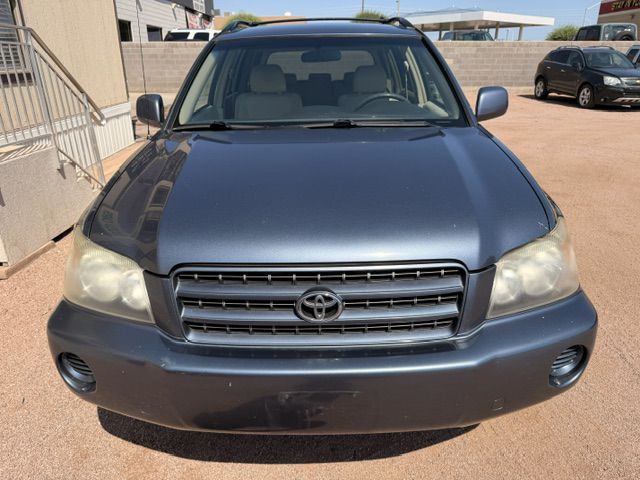 2003 Toyota Highlander Image 2