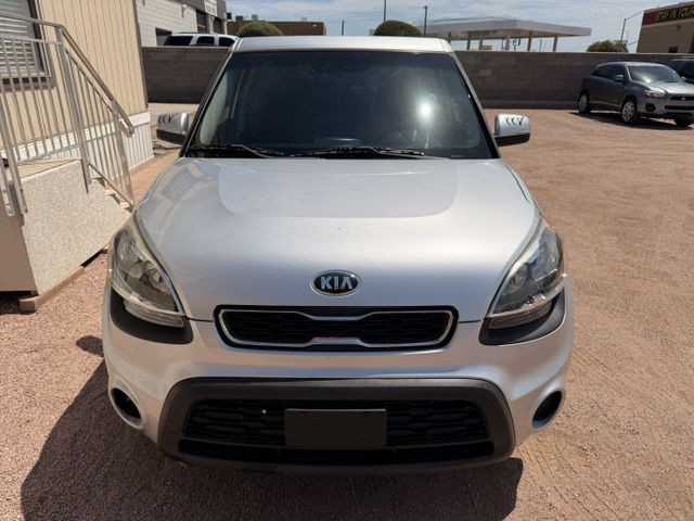 2013 Kia Soul Image 2