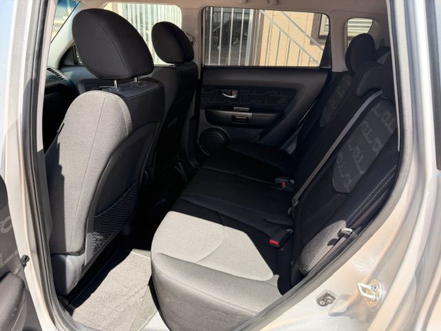 2013 Kia Soul Image 6