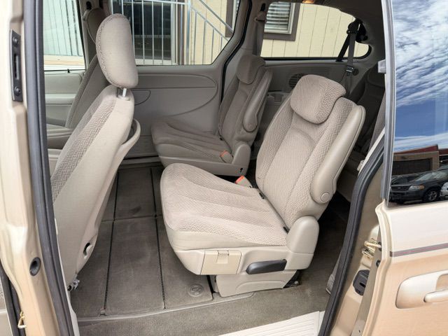 2006 Dodge Grand Caravan Image 6