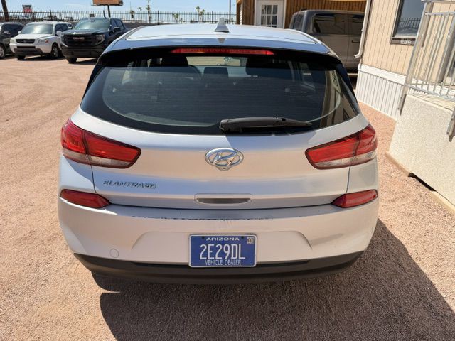 2018 Hyundai Elantra Image 4