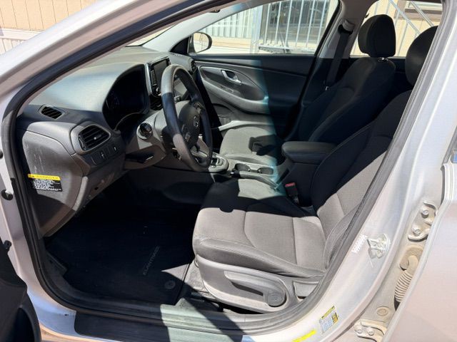 2018 Hyundai Elantra Image 5
