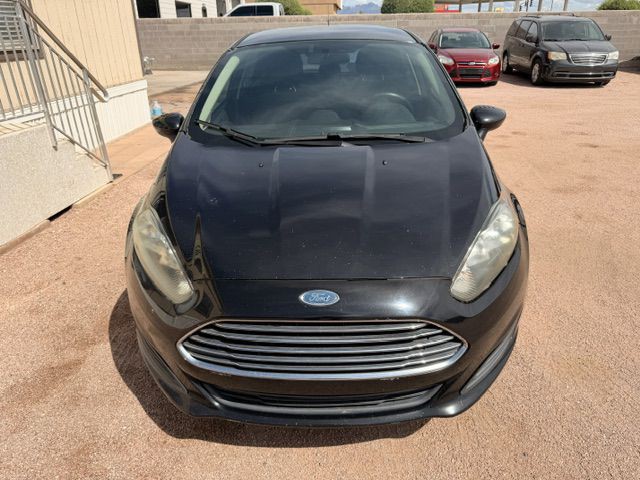 2016 Ford Fiesta Image 2