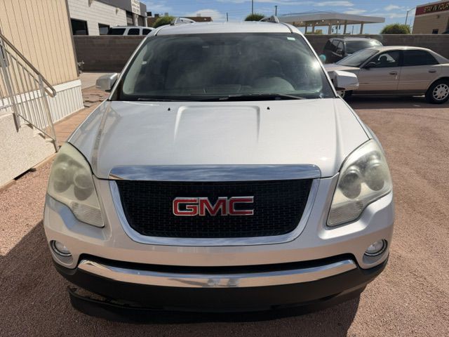 2011 GMC Acadia Image 2