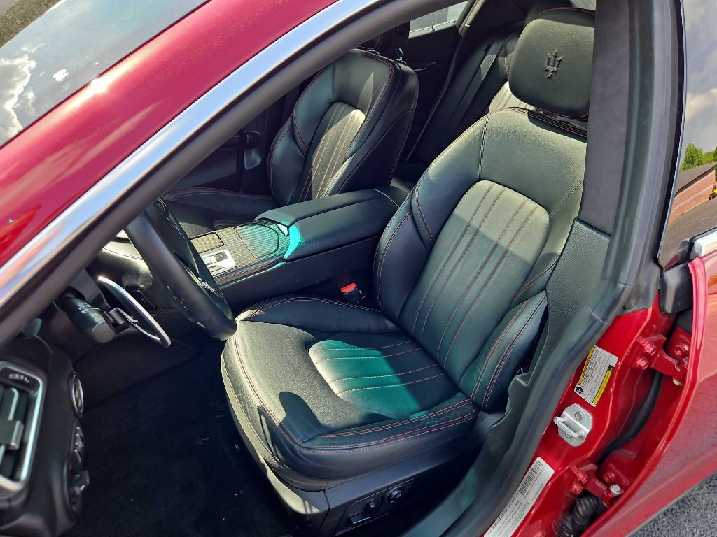 2015 Maserati Ghibli Image 8
