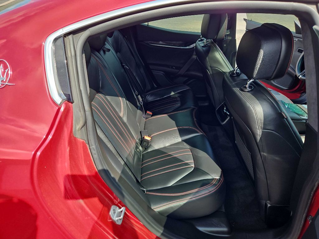 2015 Maserati Ghibli Image 11
