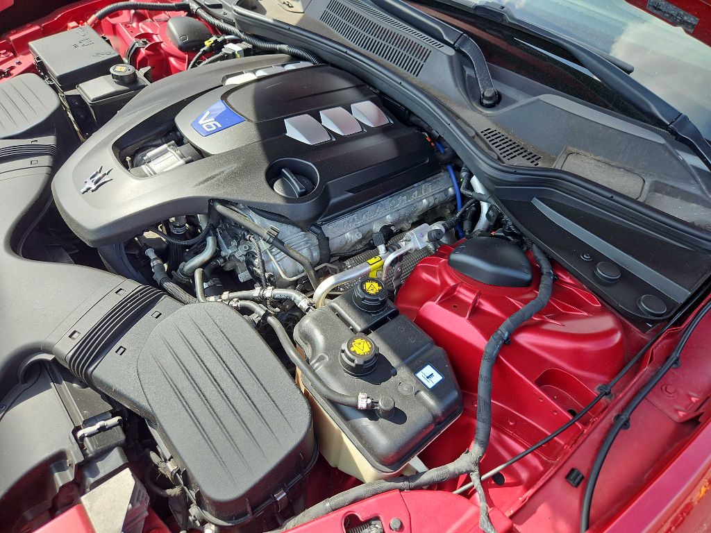 2015 Maserati Ghibli Image 31