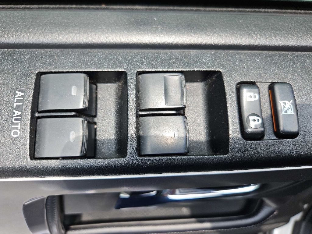 2019 Toyota 4Runner Image 13
