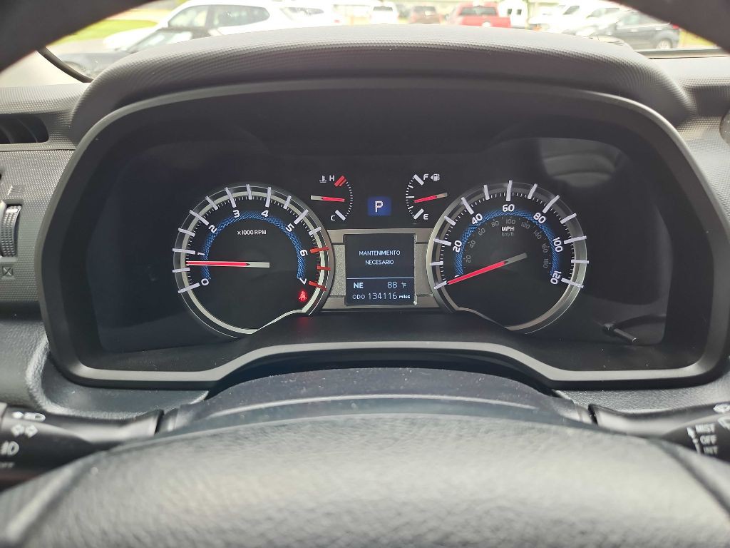 2019 Toyota 4Runner Image 17