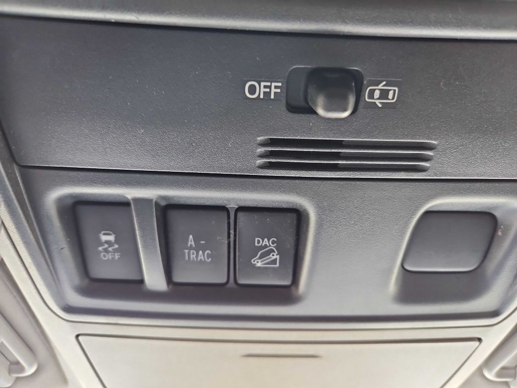 2019 Toyota 4Runner Image 21