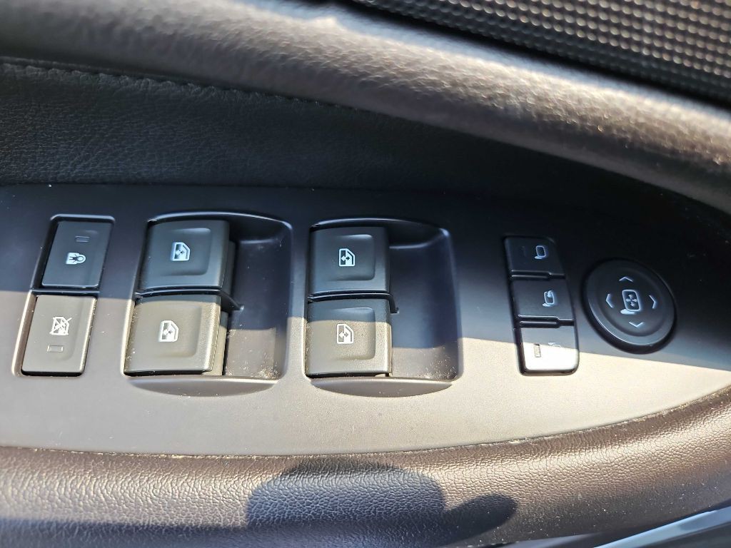 2019 Cadillac Escalade Image 16
